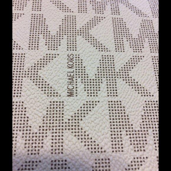 MICHAEL Michael Kors Large Jet Set. - Picture 5 of 8